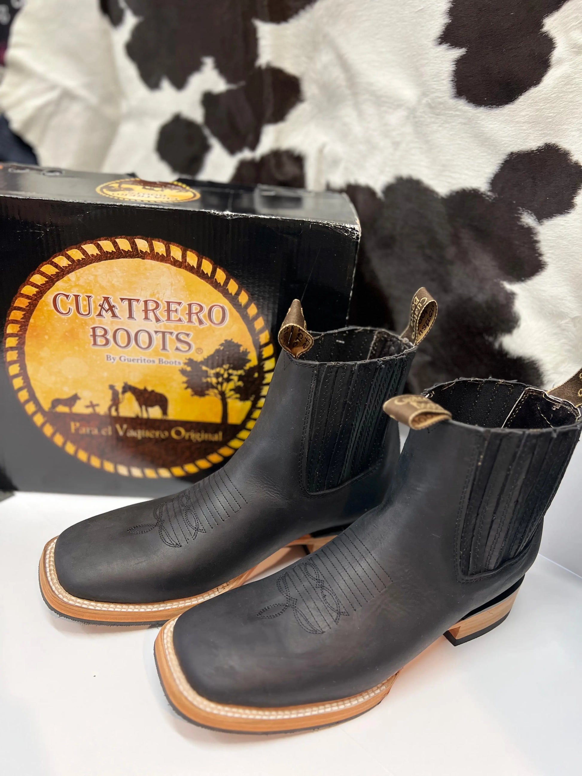 Cuatrero Texas Square Chelsea Boot SanchezBrothersAurora